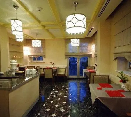 Hotell Dareyn 2*