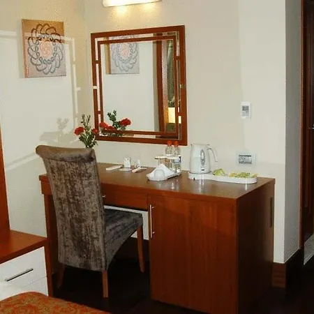 Hotell Dareyn 2*