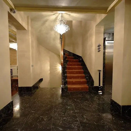Отель Dareyn 2*